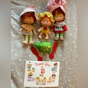 Strawberry Shortcake and friends doll lot